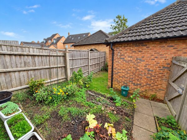 Carlisle Close, Corby