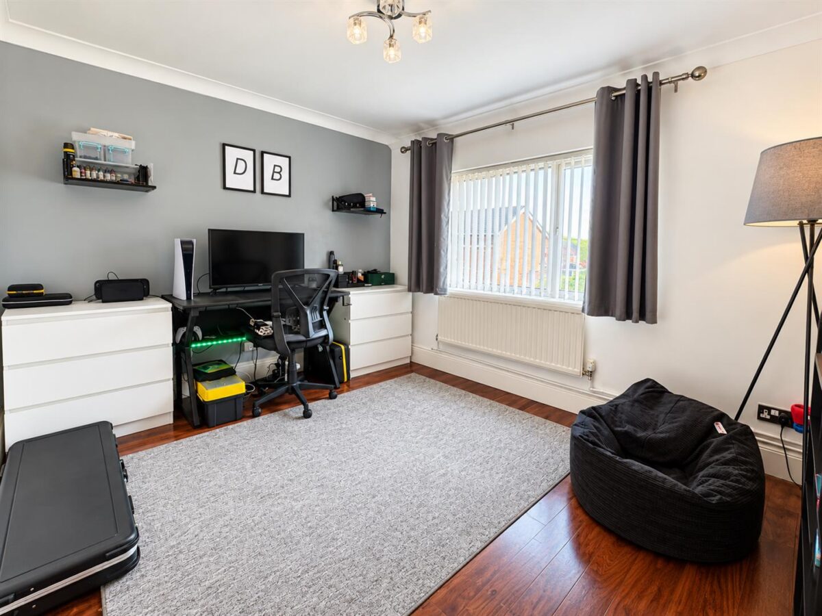 Greasley Walk, Corby