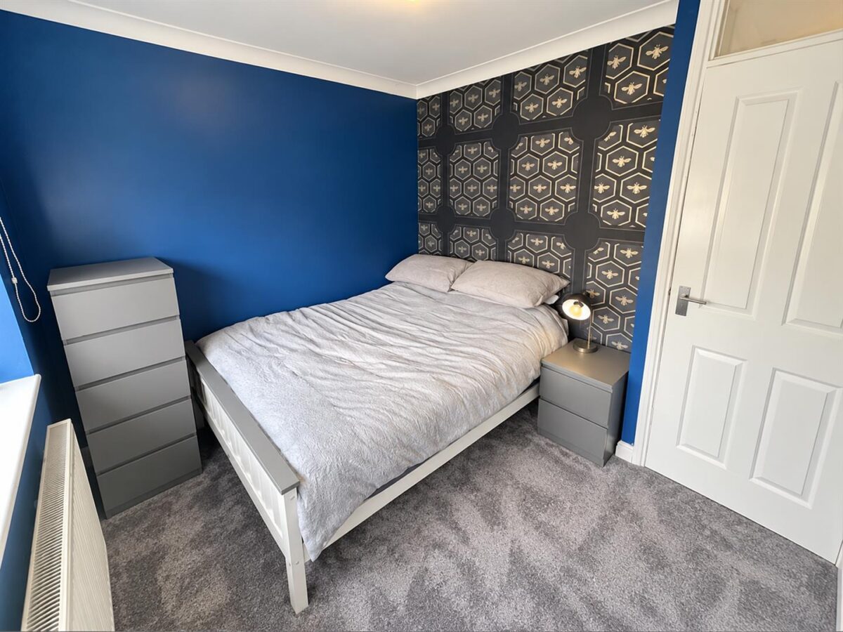 Landseer Court, Corby