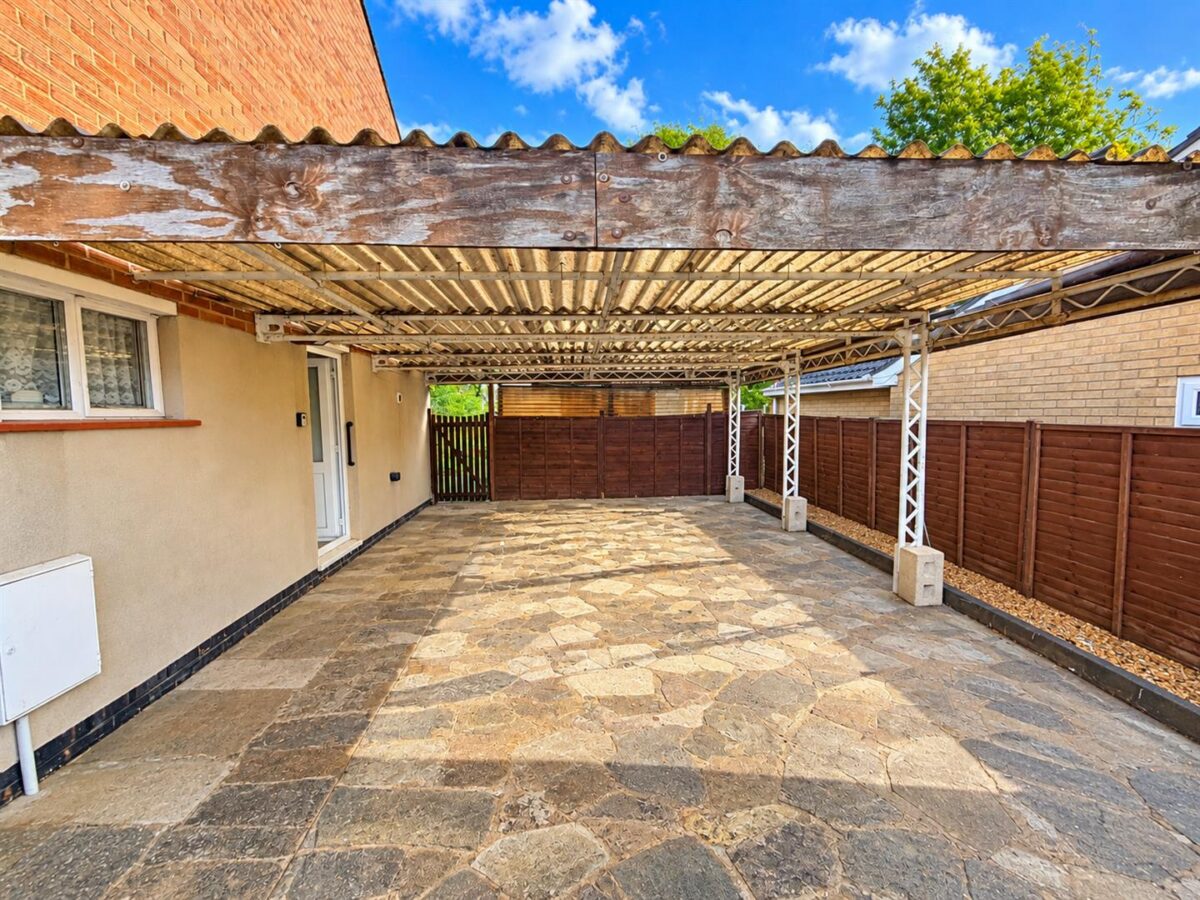 Spinney Road, Weldon, Corby