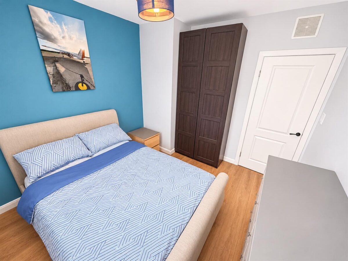 Tollgate Place, Corby