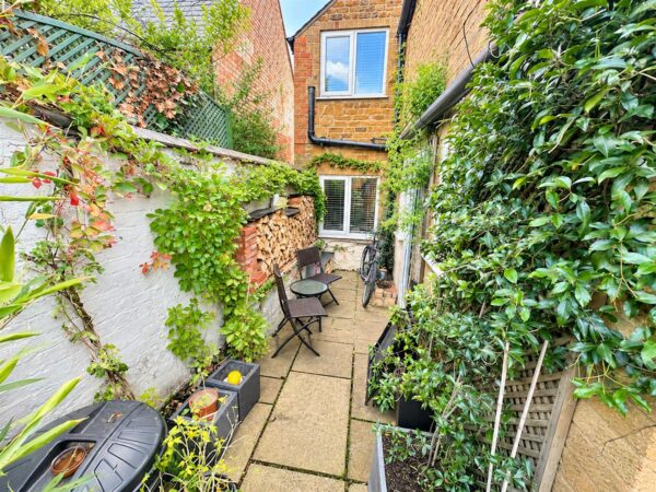 Cross Bank, Great Easton, Market Harborough