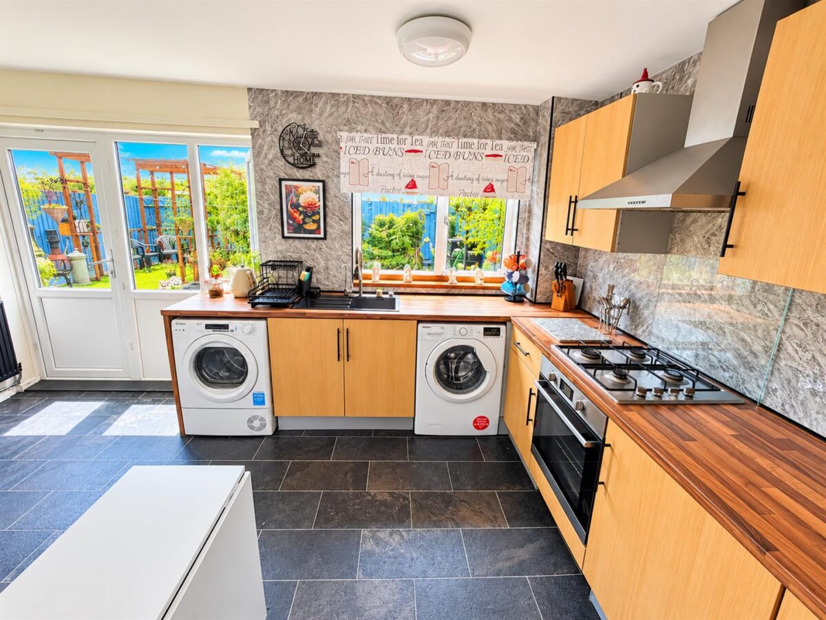 Northbrook, Corby