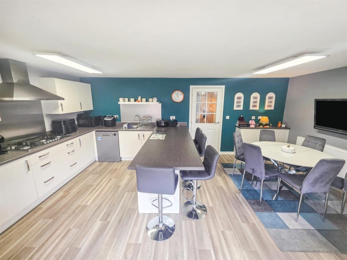 Leys Close, Corby