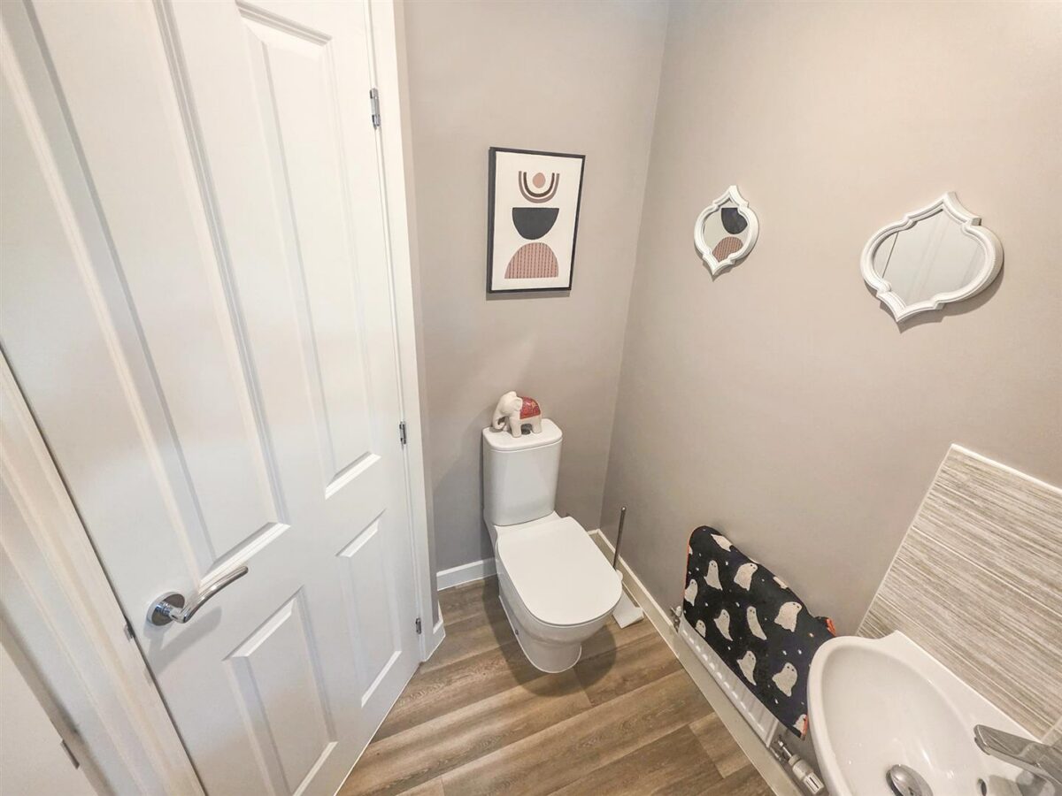 Leys Close, Corby