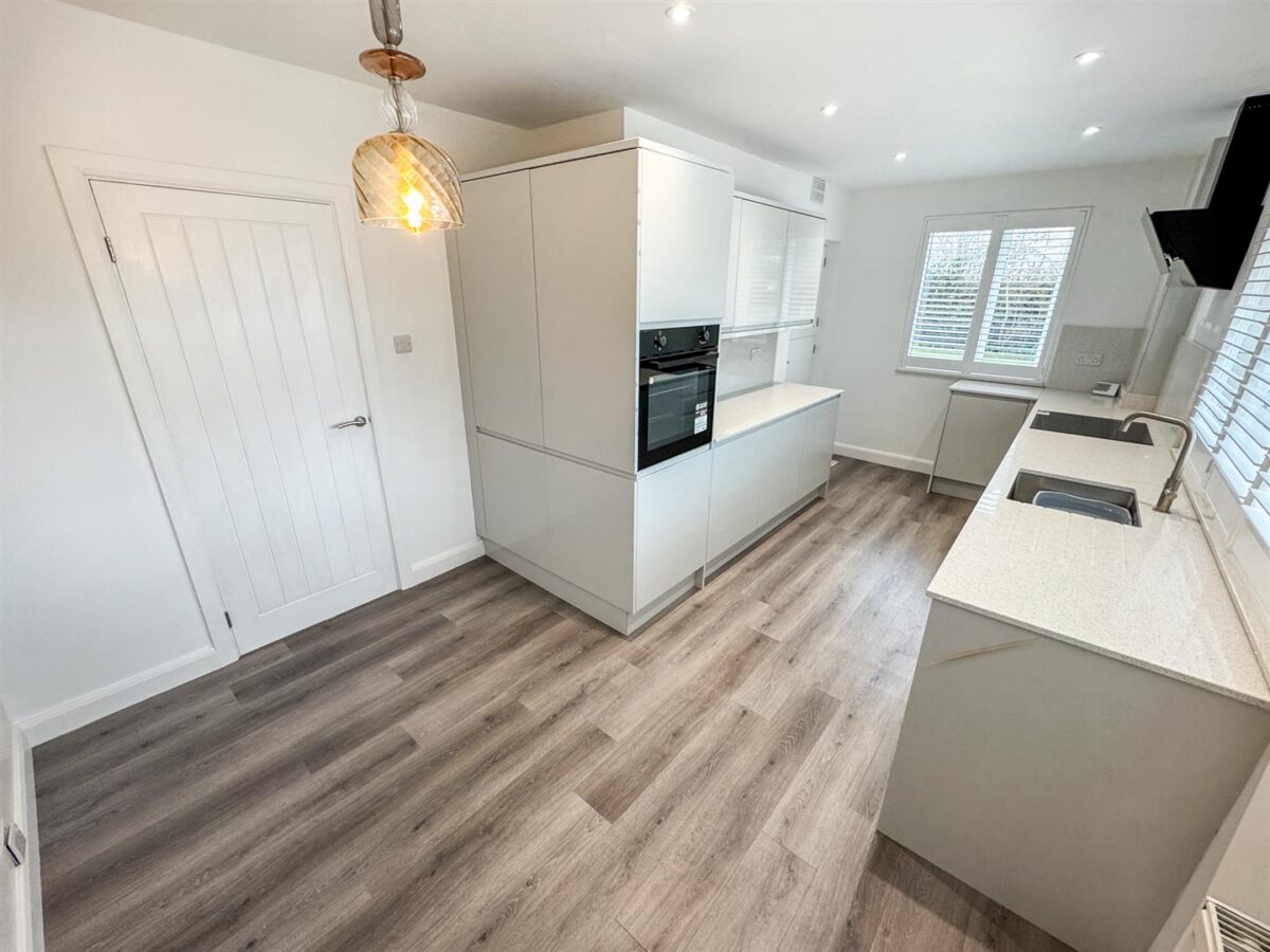 Baysdale Avenue, Corby