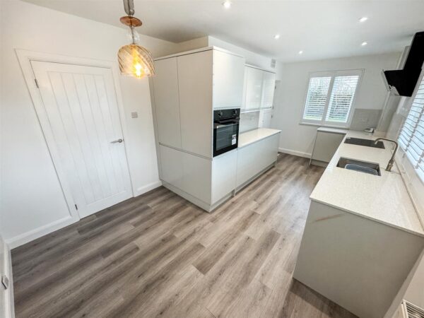 Baysdale Avenue, Corby