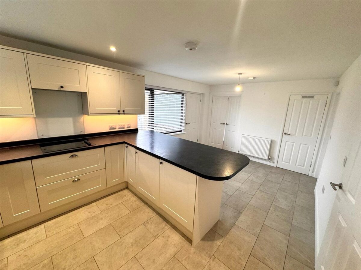 Coldermeadow Avenue, Corby
