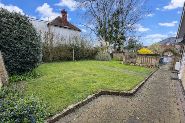 Baysdale Avenue, Corby