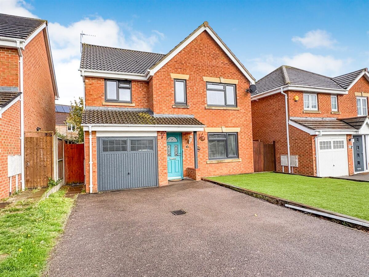 Powys Close, Corby