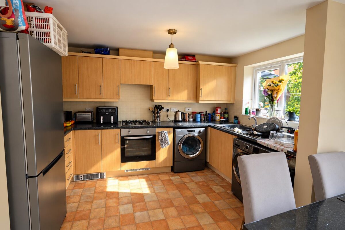 Fieldfare Close, Corby