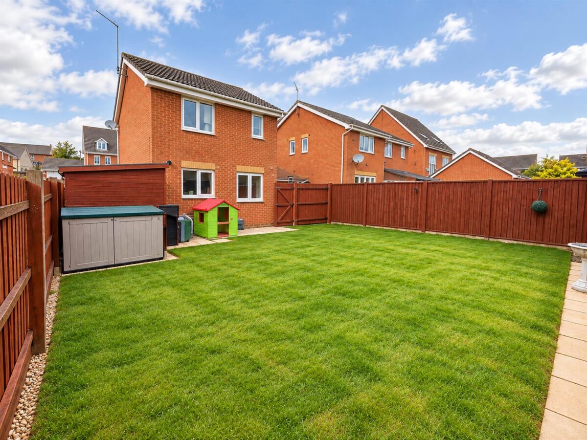 Magpie Close, Corby