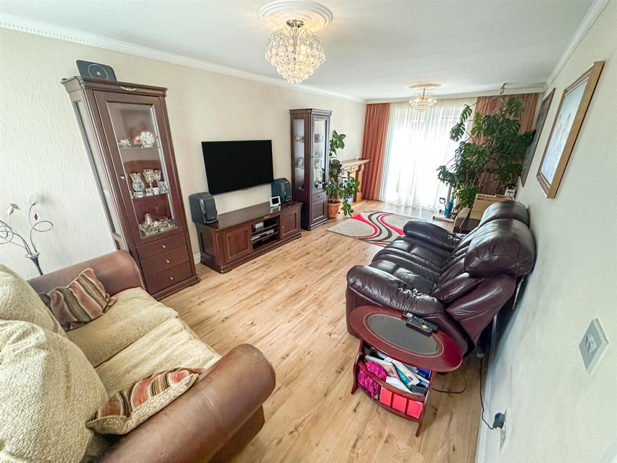Blackbird Road, Corby