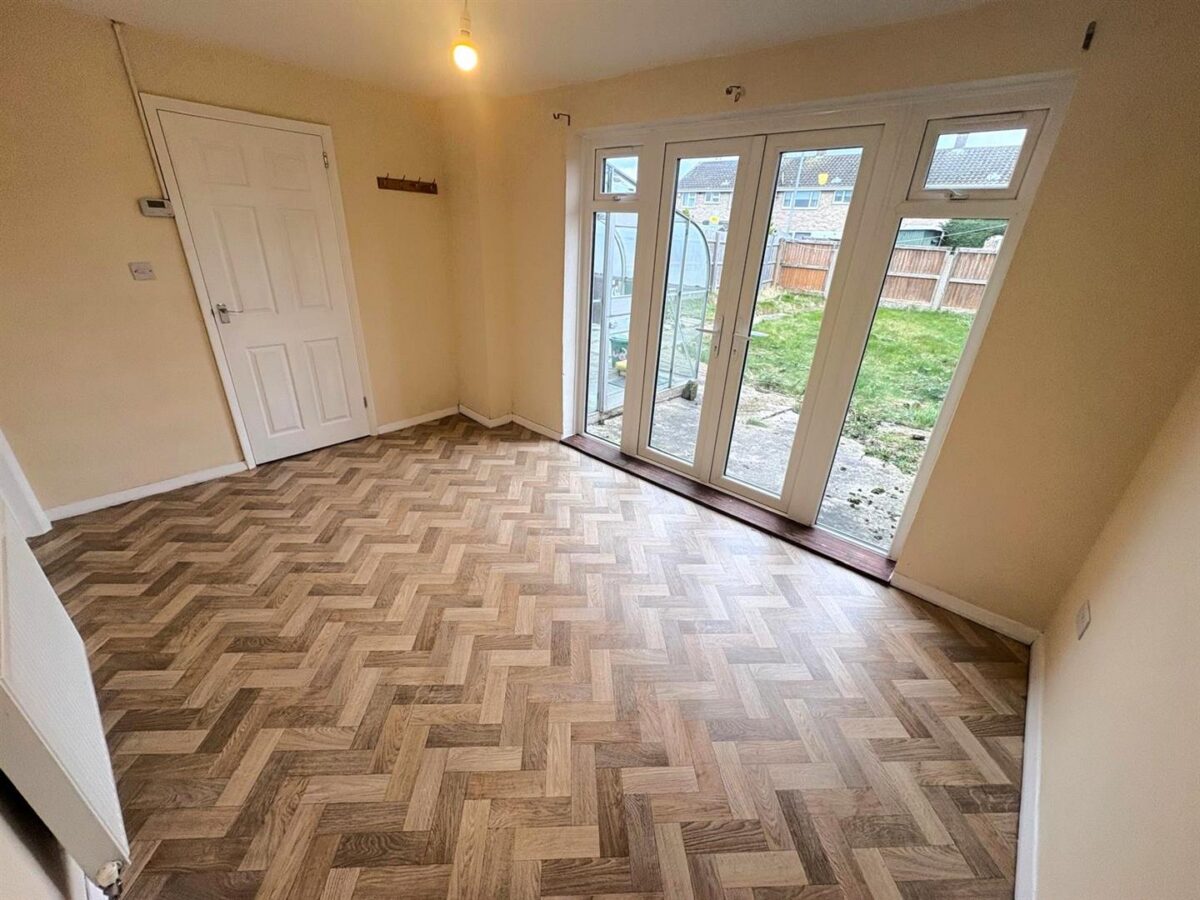 Thurso Walk, Corby