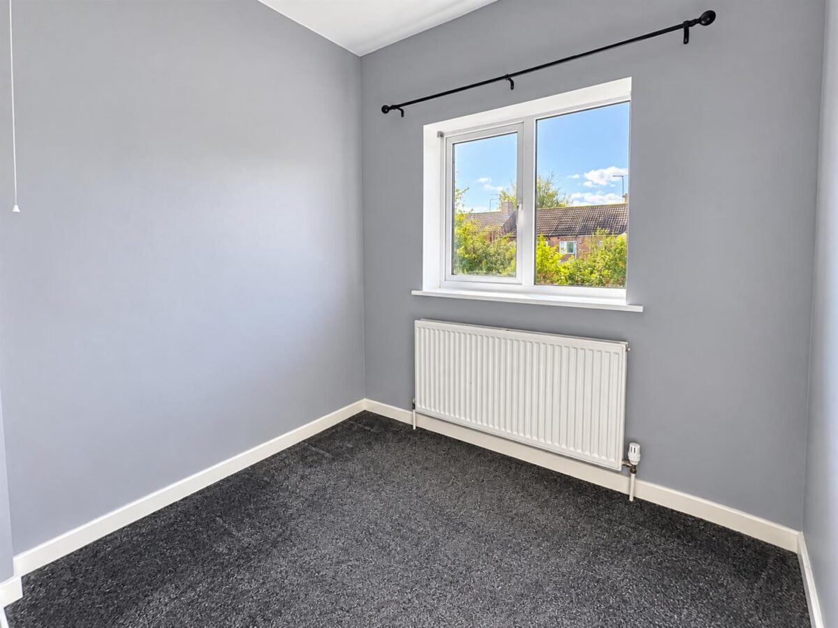 Westfields Road, Corby