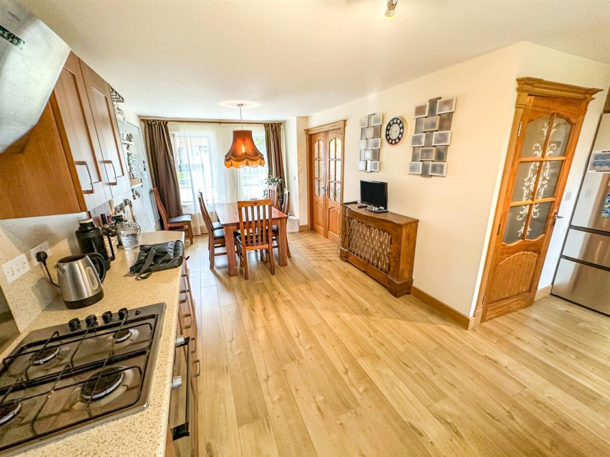Blackbird Road, Corby