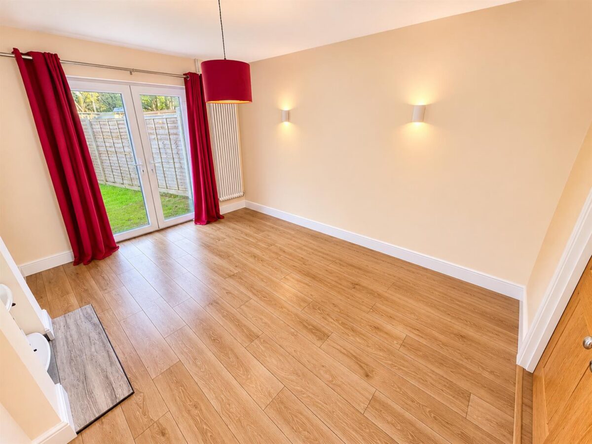 Stephenson Way, Corby