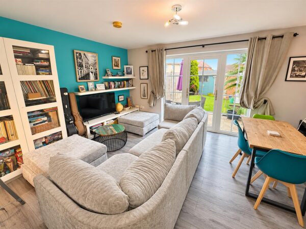 Chatsworth Road, Corby
