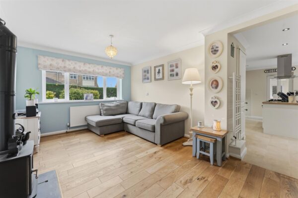 Coldermeadow Avenue, Corby