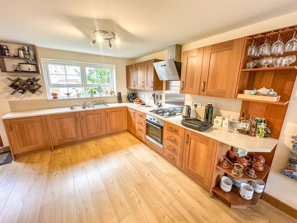 Blackbird Road, Corby