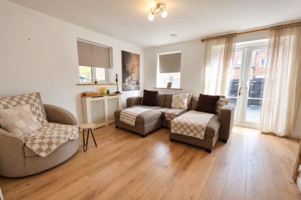 Barnwell Gardens, Corby