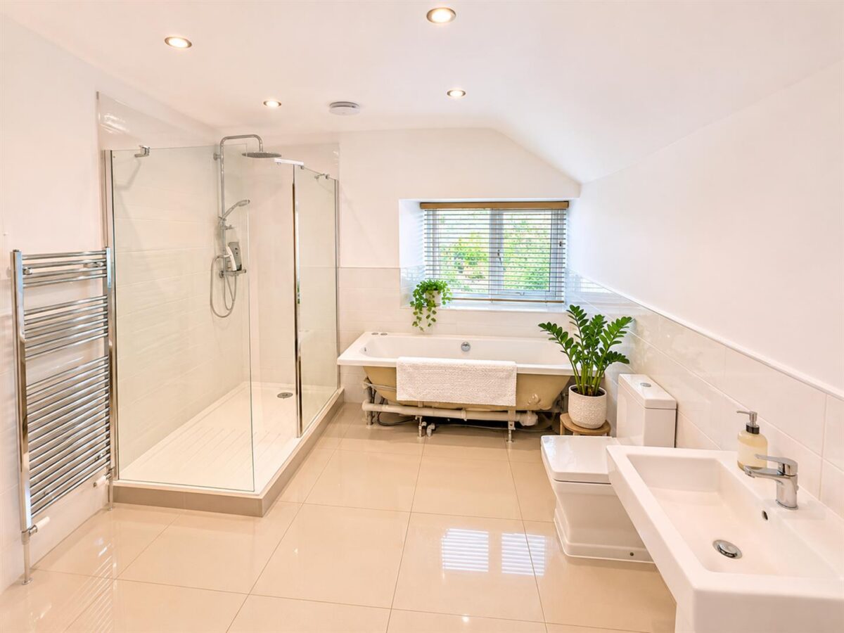 Cross Bank, Great Easton, Market Harborough