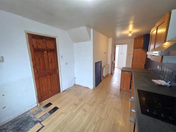 Glastonbury Road, Corby