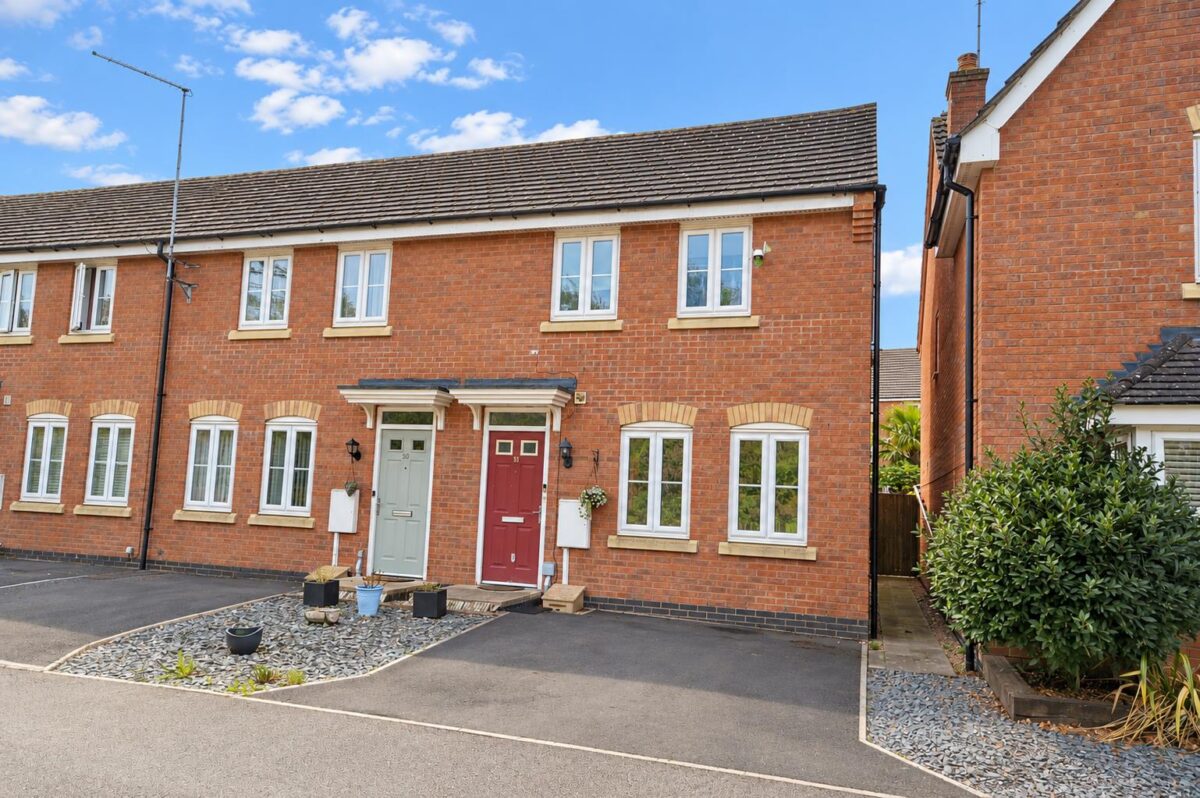 Fieldfare Close, Corby