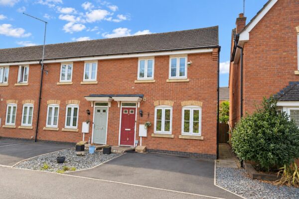 Fieldfare Close, Corby