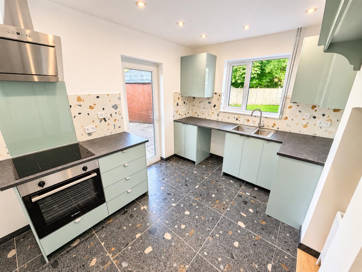 Stephenson Way, Corby