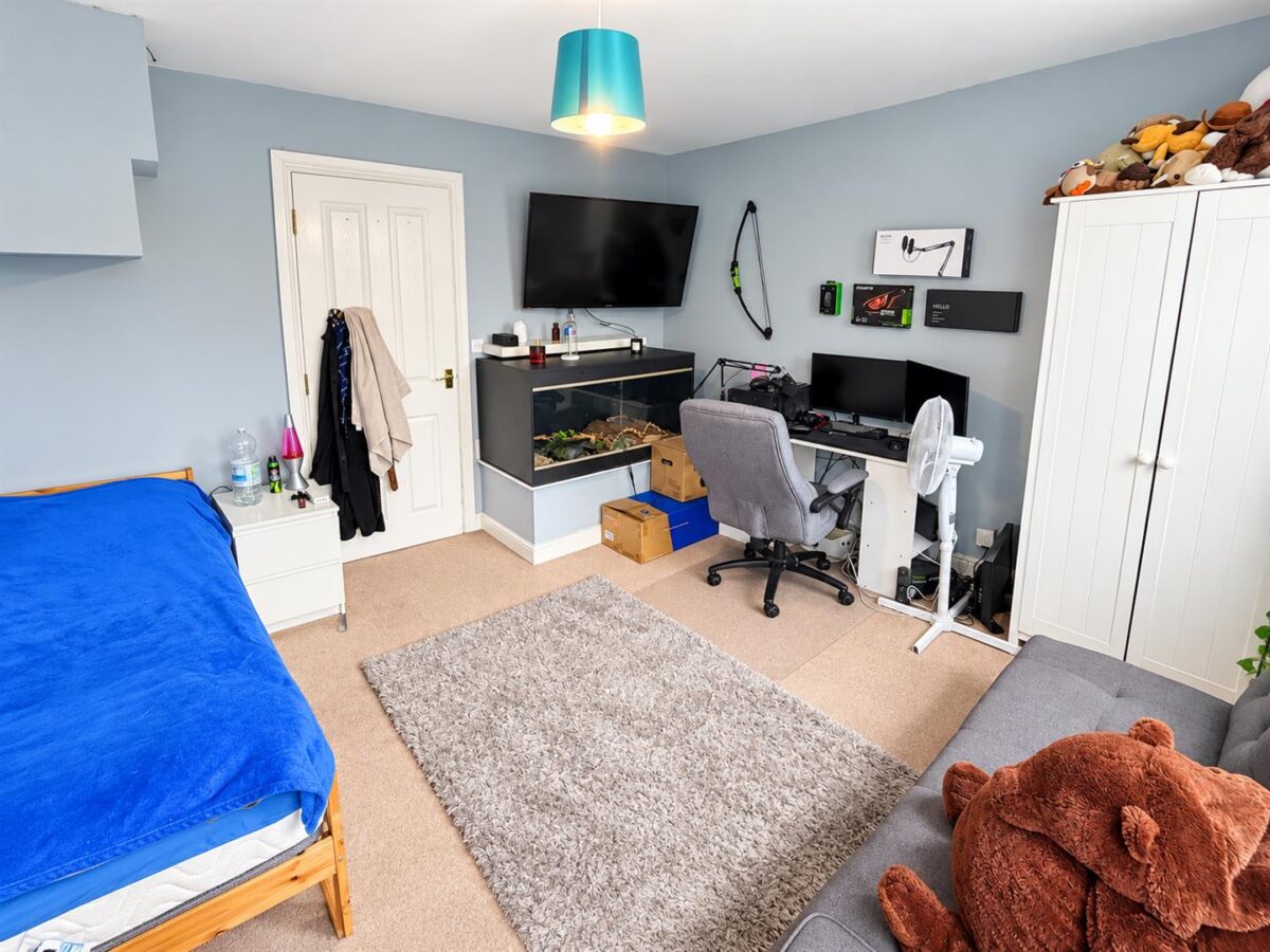 Carlisle Close, Corby