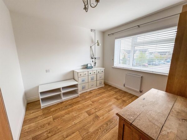 Powys Close, Corby