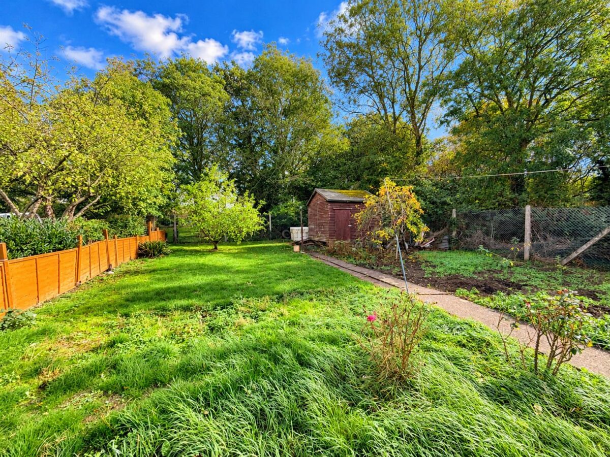 Spinney Road, Weldon, Corby