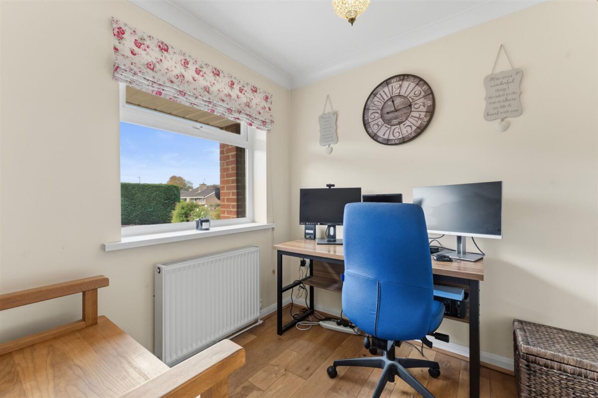 Coldermeadow Avenue, Corby